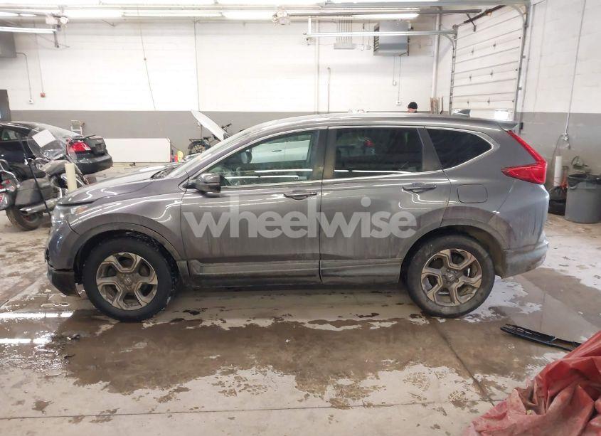 Photo 15 of 2018 Honda Cr-v EX (VIN 7FARW2H5XJE027795)