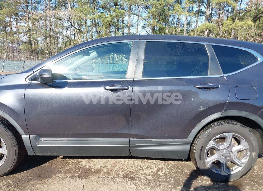 Photo 15 of 2018 Honda Cr-v EX (VIN 7FARW2H5XJE069545)