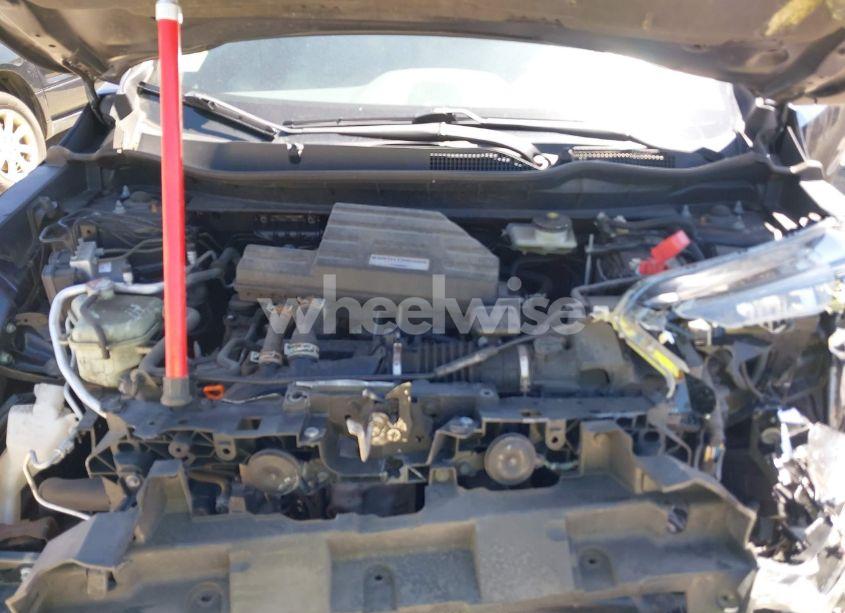 Photo 10 of 2018 Honda Cr-v EX (VIN 7FARW2H5XJE084823)