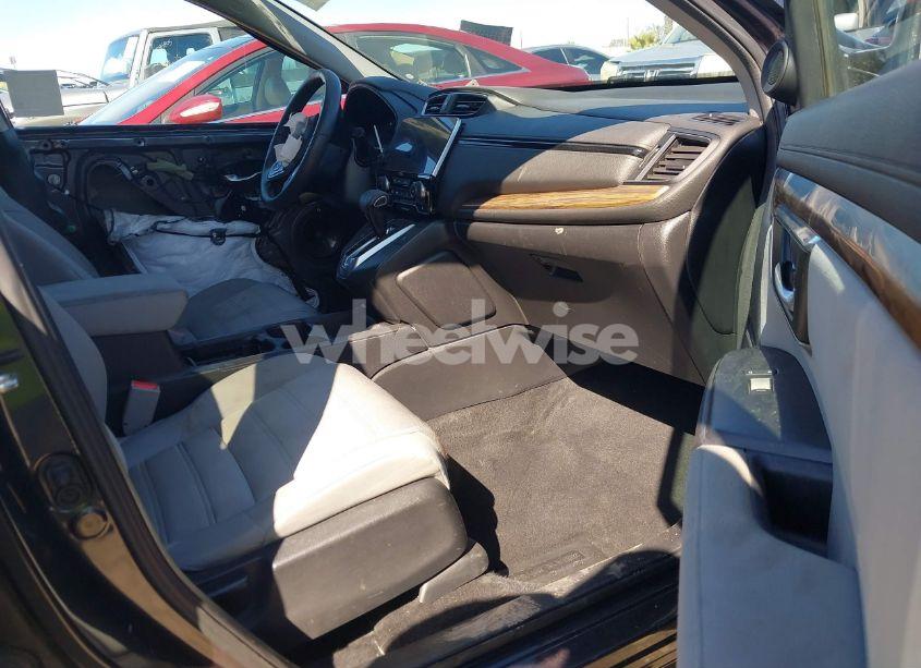 Photo 5 of 2019 Honda Cr-v EX (VIN 7FARW2H5XKE000131)