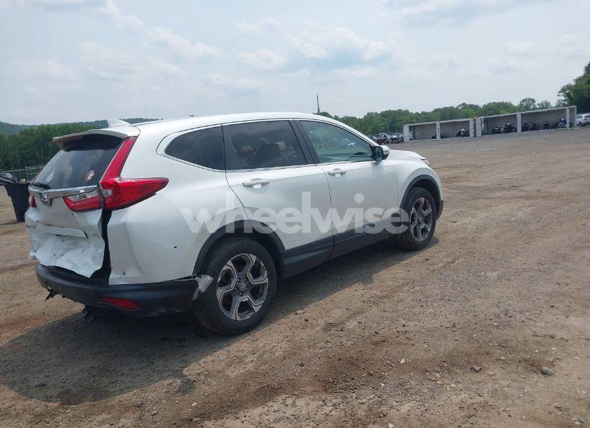 Photo 4 of 2019 Honda Cr-v EX (VIN 7FARW2H5XKE013266)
