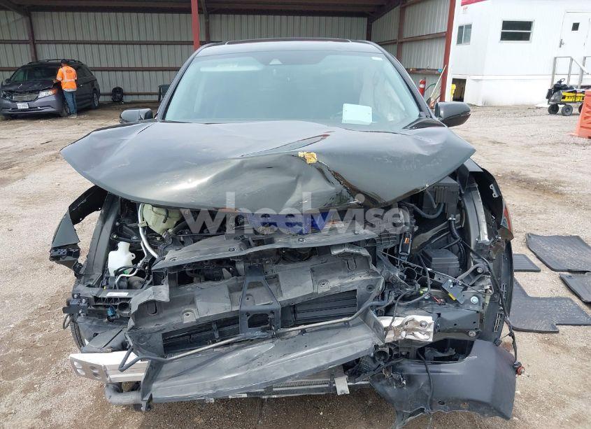 Photo 6 of 2018 Honda Cr-v EX-L/EX-L NAVI (VIN 7FARW2H81JE079200)