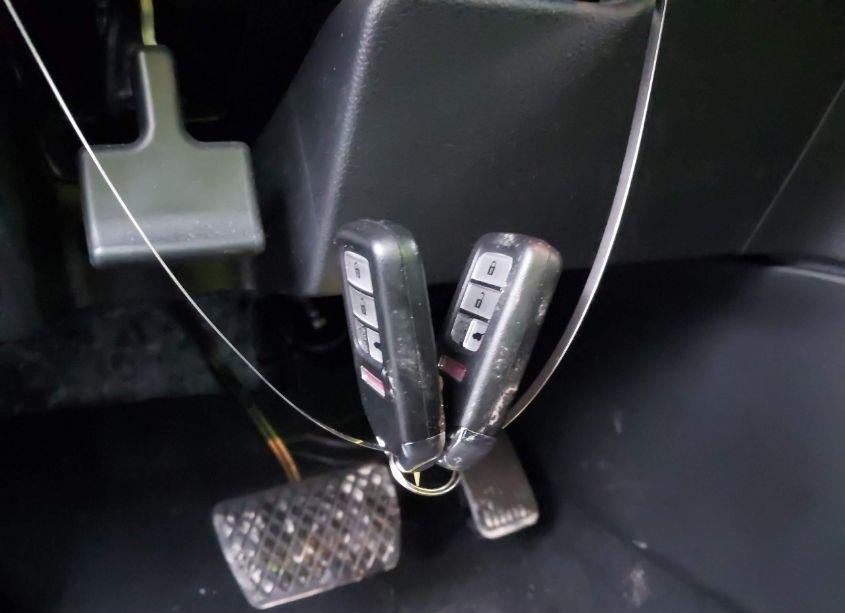 Photo 11 of 2022 Honda Cr-v AWD EX-L (VIN 7FARW2H82NE002471)