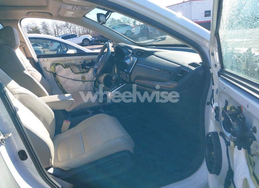 Photo 5 of 2019 Honda Cr-v EX-L (VIN 7FARW2H84KE064272)