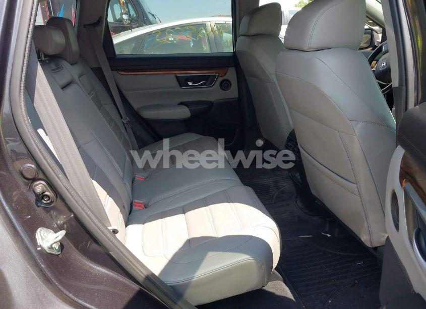 Photo 8 of 2018 Honda Cr-v EX-L/EX-L NAVI (VIN 7FARW2H85JE001857)