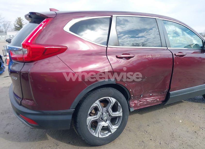 Photo 6 of 2018 Honda Cr-v EX-L/EX-L NAVI (VIN 7FARW2H85JE005312)