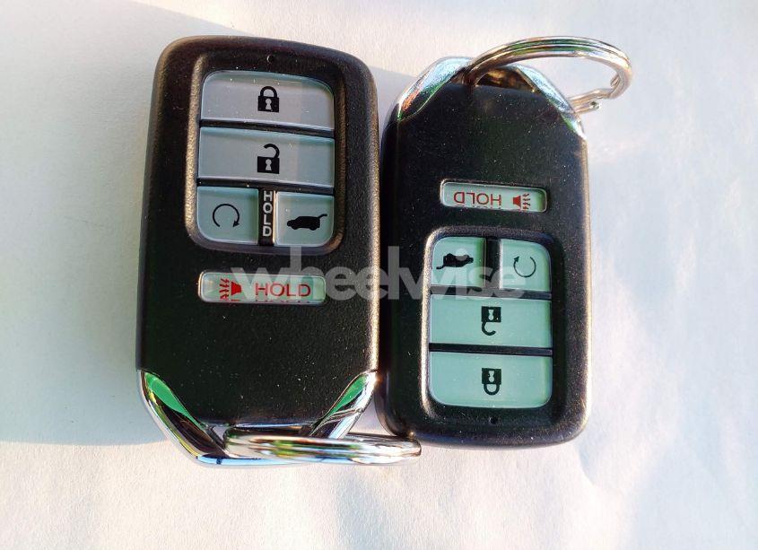 Photo 11 of 2018 Honda Cr-v (VIN 7FARW2H86JE056298)