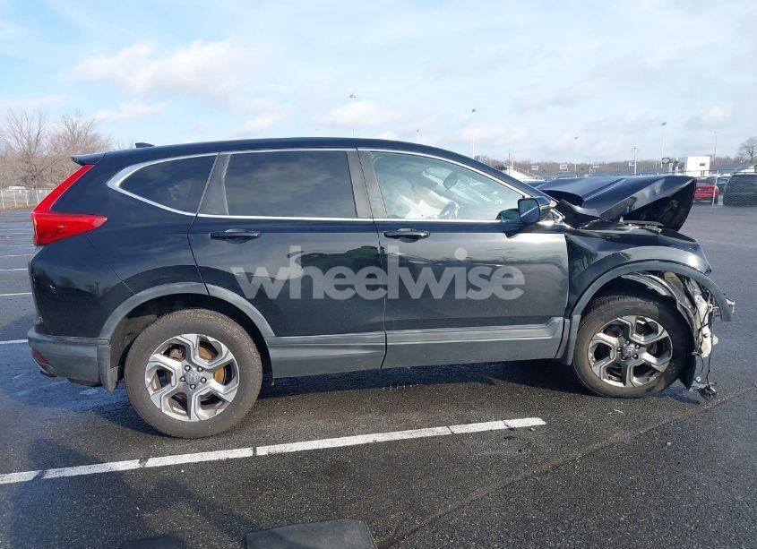 Photo 13 of 2018 Honda Cr-v (VIN 7FARW2H86JE056298)