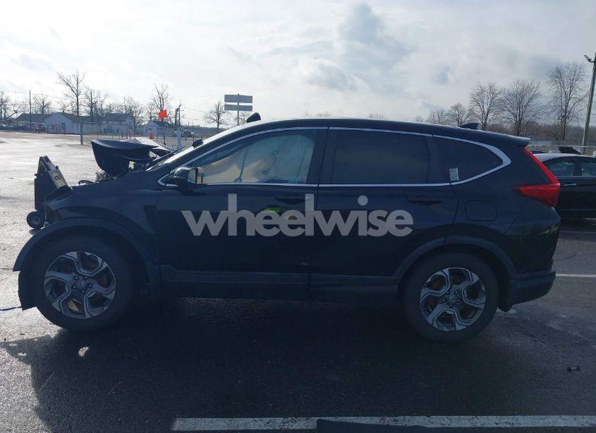 Photo 14 of 2018 Honda Cr-v (VIN 7FARW2H86JE056298)