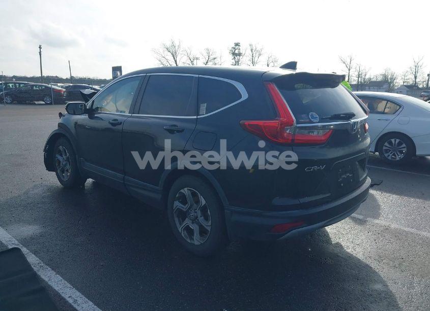 Photo 3 of 2018 Honda Cr-v (VIN 7FARW2H86JE056298)