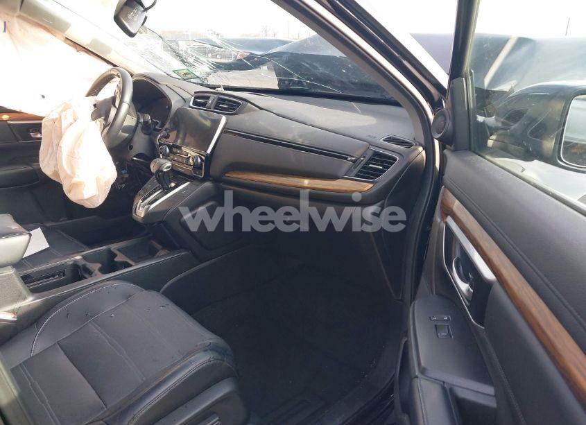 Photo 5 of 2018 Honda Cr-v (VIN 7FARW2H86JE056298)