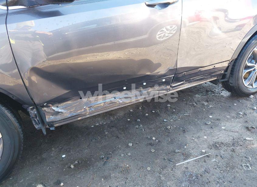 Photo 6 of 2022 Honda Cr-v AWD EX-L (VIN 7FARW2H86NE048773)