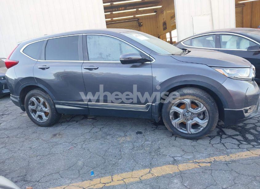 Photo 13 of 2018 Honda Cr-v EX-L/EX-L NAVI (VIN 7FARW2H87JE050316)