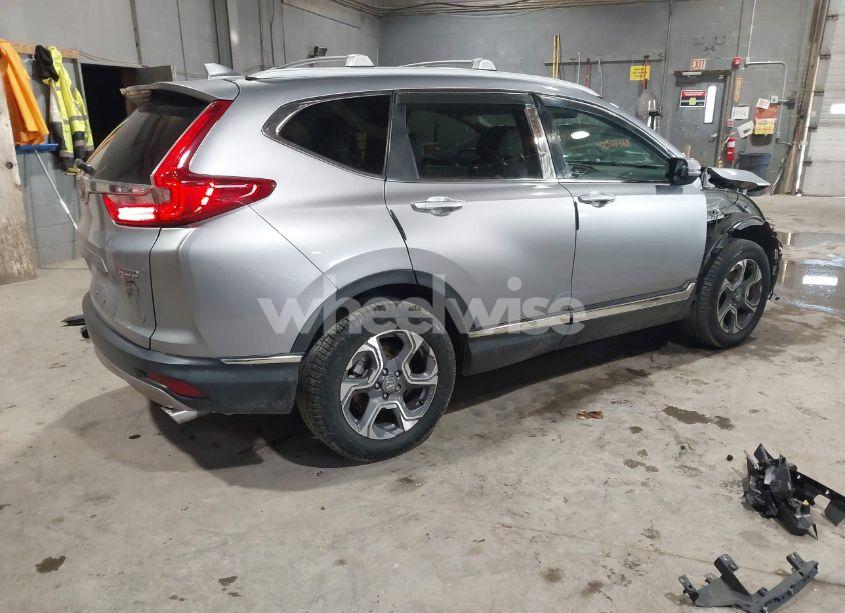 Photo 4 of 2018 Honda Cr-v EX-L/EX-L NAVI (VIN 7FARW2H88JE001660)