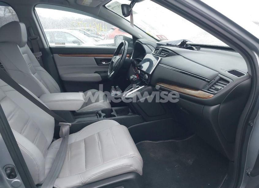 Photo 5 of 2018 Honda Cr-v EX-L/EX-L NAVI (VIN 7FARW2H88JE051829)