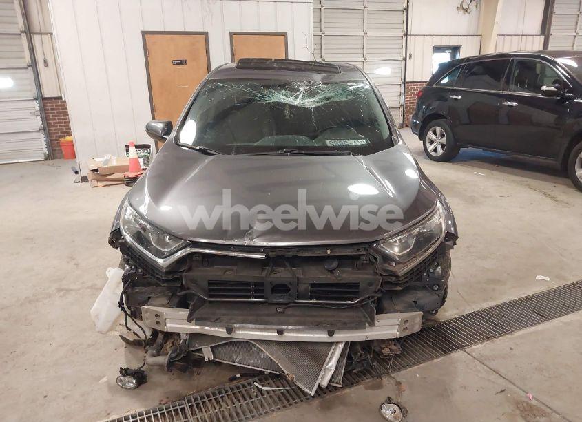 Photo 11 of 2018 Honda Cr-v EX-L/EX-L NAVI (VIN 7FARW2H89JE016555)