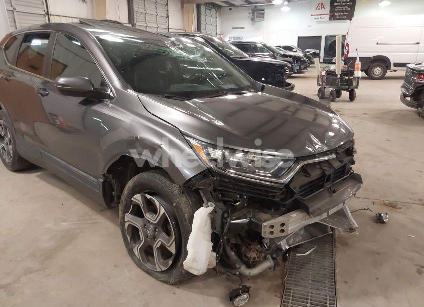 Photo 6 of 2018 Honda Cr-v EX-L/EX-L NAVI (VIN 7FARW2H89JE016555)