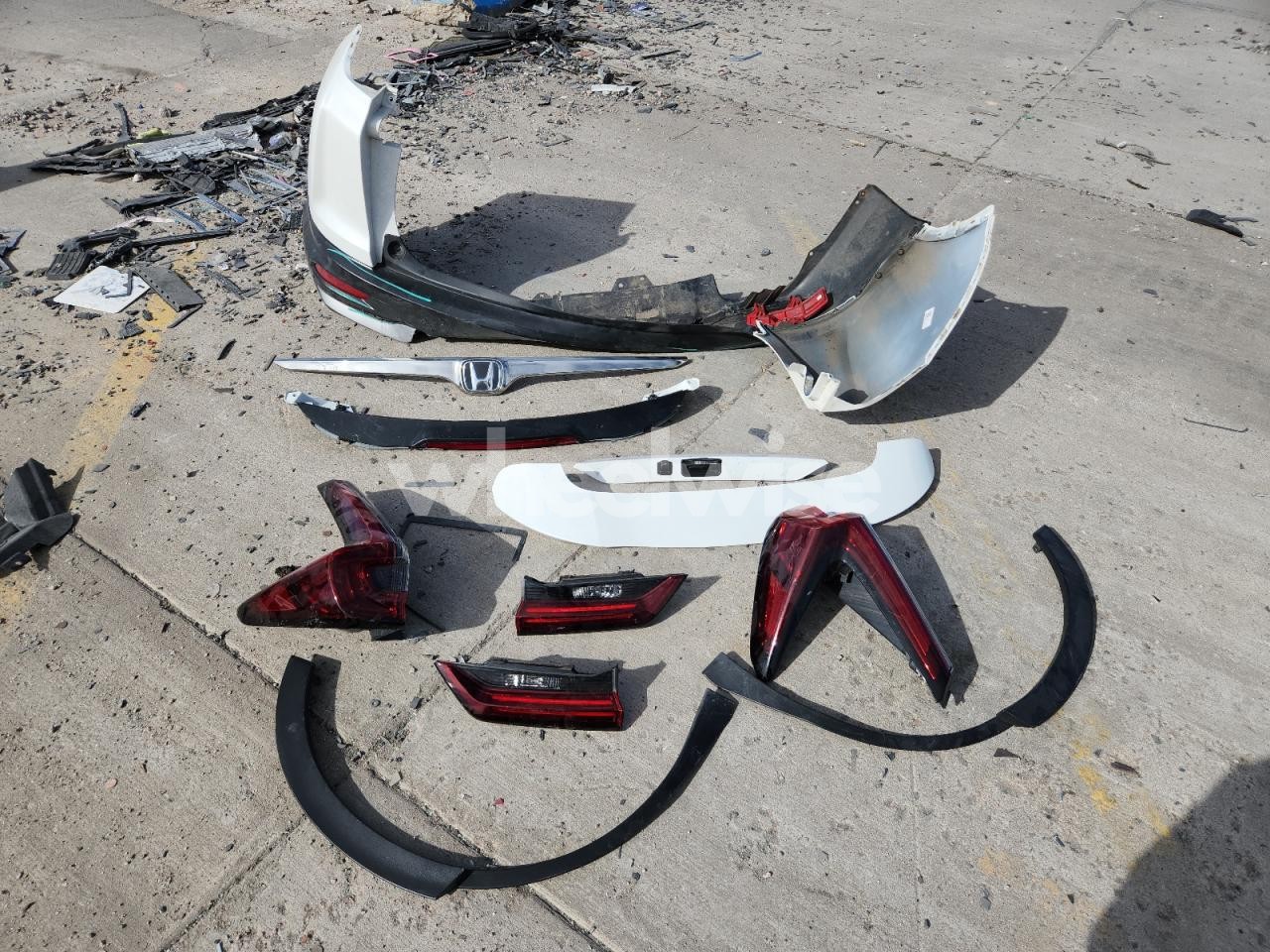 Photo 13 of 2021 HONDA CR-V EXL (VIN 7FARW2H89ME012817)