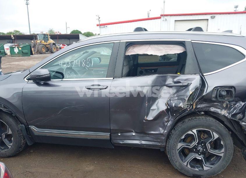 Photo 15 of 2018 Honda Cr-v TOURING (VIN 7FARW2H90JE018638)