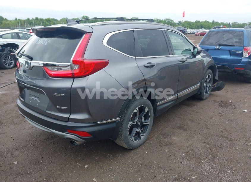 Photo 4 of 2018 Honda Cr-v TOURING (VIN 7FARW2H90JE018638)