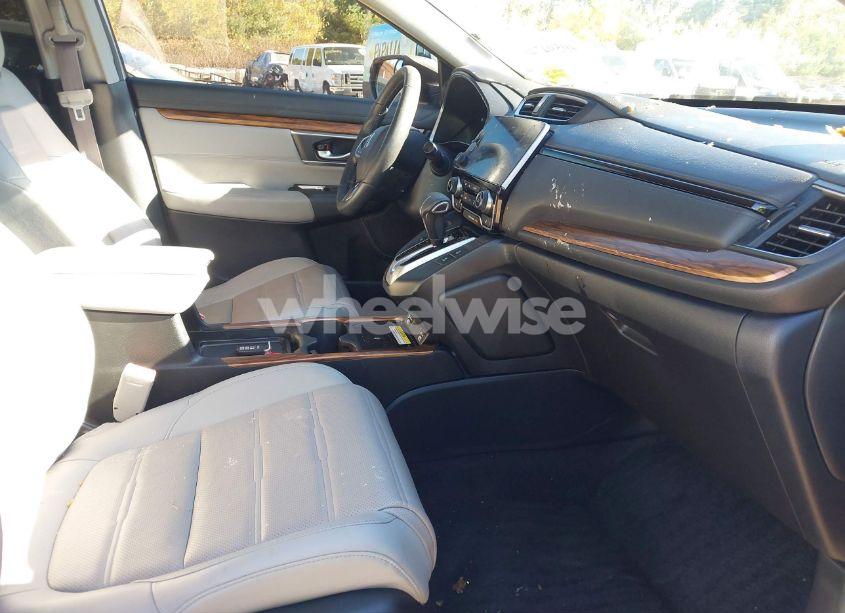 Photo 5 of 2022 Honda Cr-v AWD TOURING (VIN 7FARW2H95NE048255)