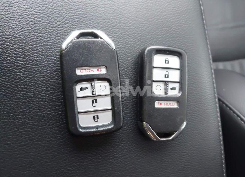 Photo 11 of 2020 Honda Cr-v AWD TOURING (VIN 7FARW2H96LE000275)