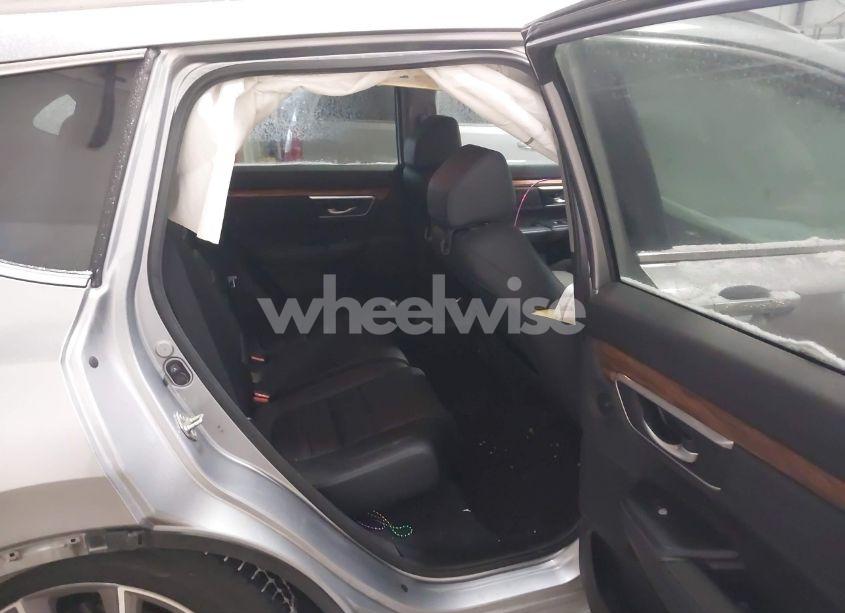 Photo 8 of 2020 Honda Cr-v AWD TOURING (VIN 7FARW2H96LE000275)