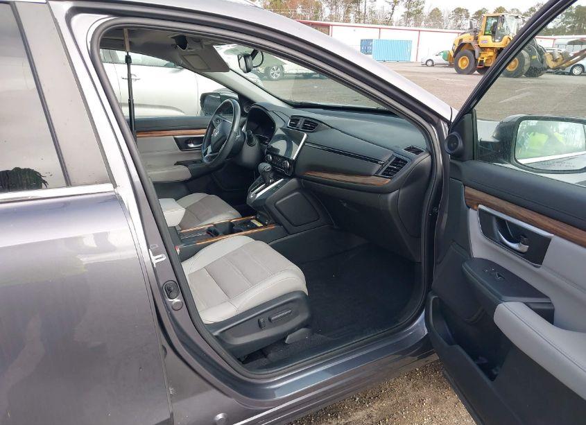 Photo 5 of 2022 Honda Cr-v AWD TOURING (VIN 7FARW2H97NE024782)