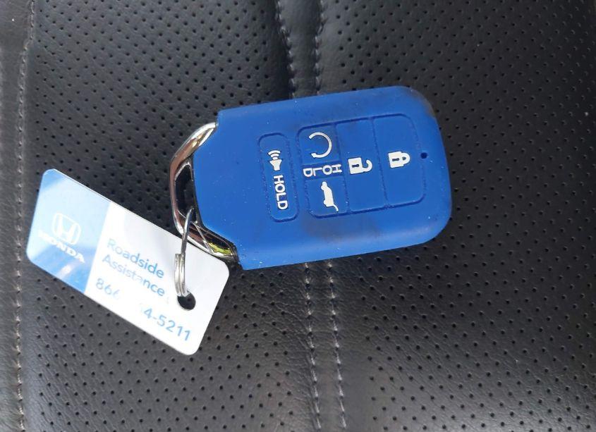 Photo 11 of 2022 Honda Cr-v AWD TOURING (VIN 7FARW2H97NE034499)