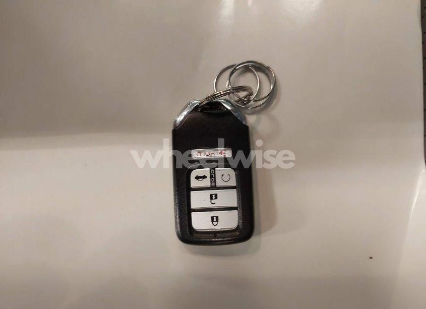 Photo 11 of 2018 Honda Cr-v TOURING (VIN 7FARW2H98JE005913)