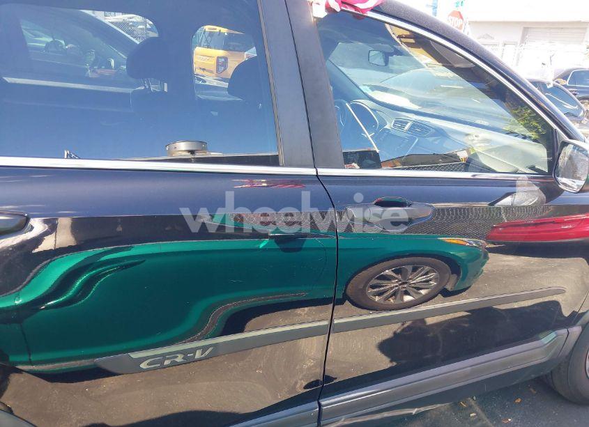 Photo 13 of 2017 Honda Cr-v LX (VIN 7FARW5H30HE004035)