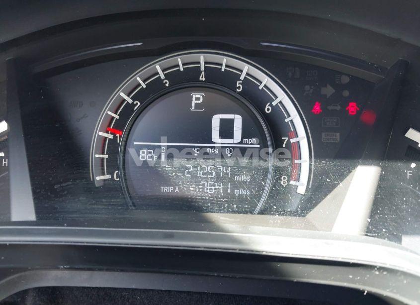 Photo 7 of 2017 Honda Cr-v LX (VIN 7FARW5H30HE004035)