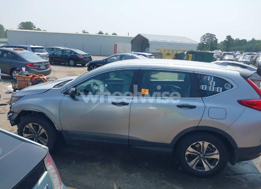 Photo 14 of 2017 Honda Cr-v LX (VIN 7FARW5H31HE008076)