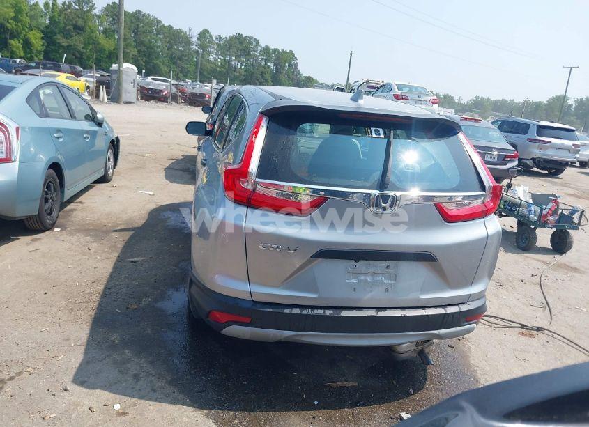 Photo 16 of 2017 Honda Cr-v LX (VIN 7FARW5H31HE008076)