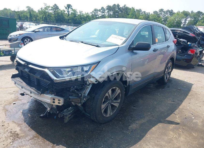 Photo 2 of 2017 Honda Cr-v LX (VIN 7FARW5H31HE008076)