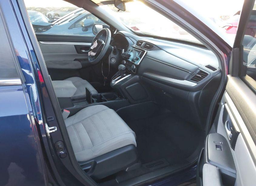 Photo 5 of 2017 Honda Cr-v LX (VIN 7FARW5H33HE003705)