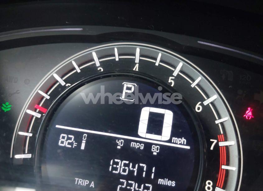 Photo 15 of 2017 Honda Cr-v LX (VIN 7FARW5H33HE007558)