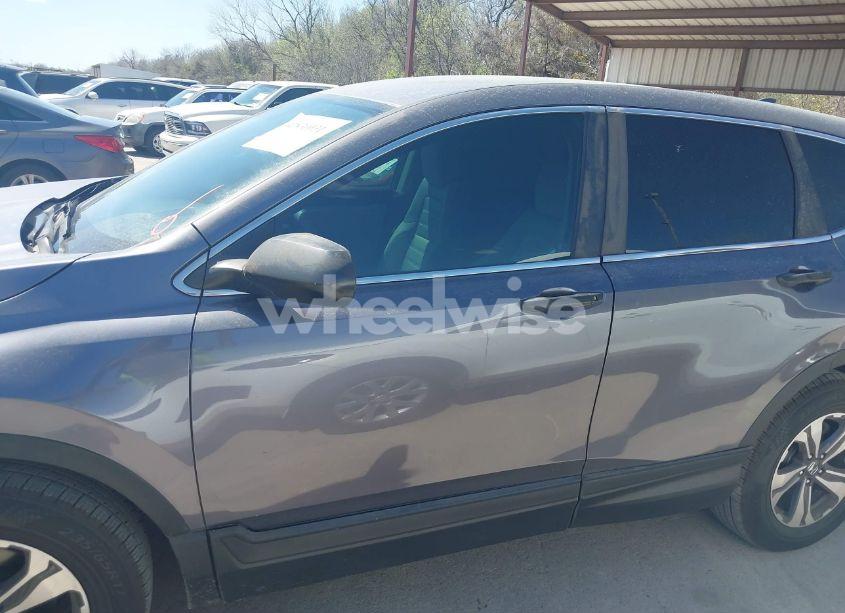 Photo 14 of 2017 Honda Cr-v LX (VIN 7FARW5H33HE014039)