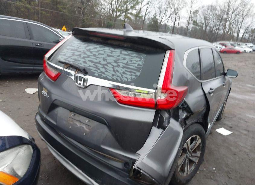 Photo 4 of 2017 Honda Cr-v LX (VIN 7FARW5H37HE003867)