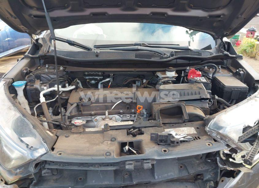 Photo 10 of 2017 Honda Cr-v LX (VIN 7FARW5H38HE004333)