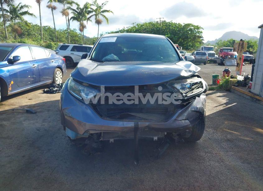 Photo 13 of 2017 Honda Cr-v LX (VIN 7FARW5H38HE004333)