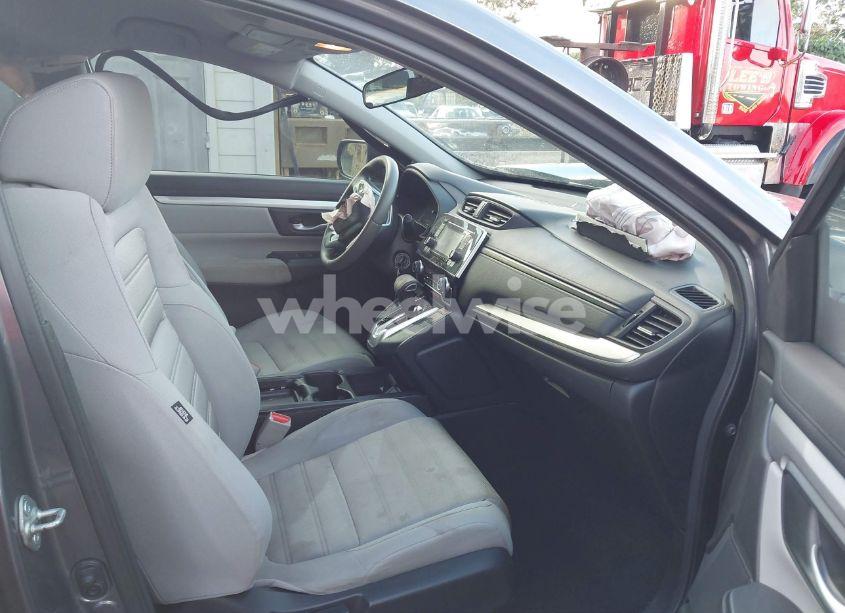 Photo 5 of 2017 Honda Cr-v LX (VIN 7FARW5H38HE004333)