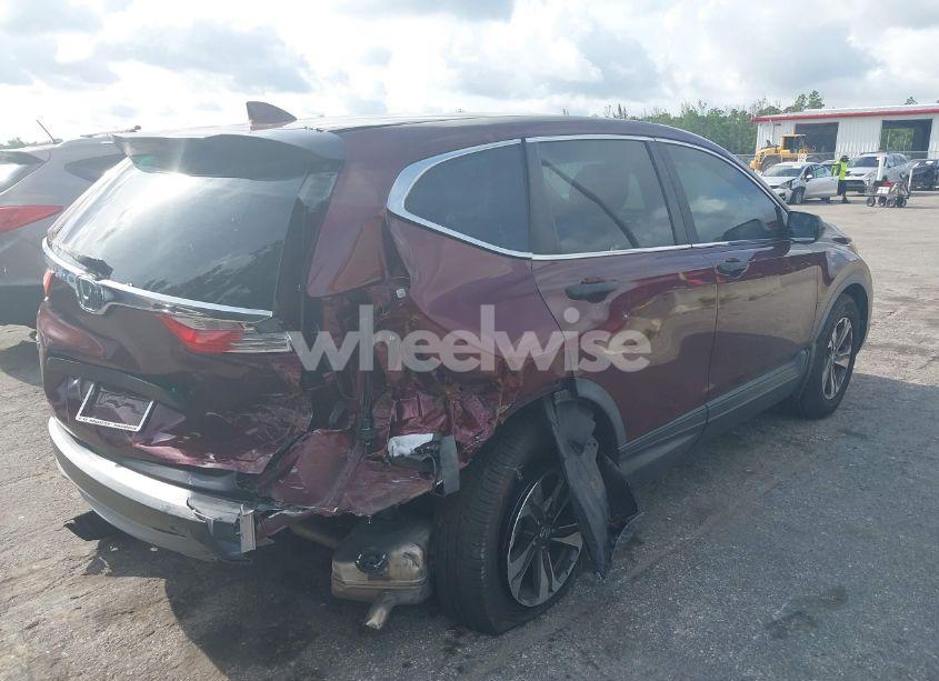 Photo 4 of 2017 Honda Cr-v LX (VIN 7FARW5H38HE008706)