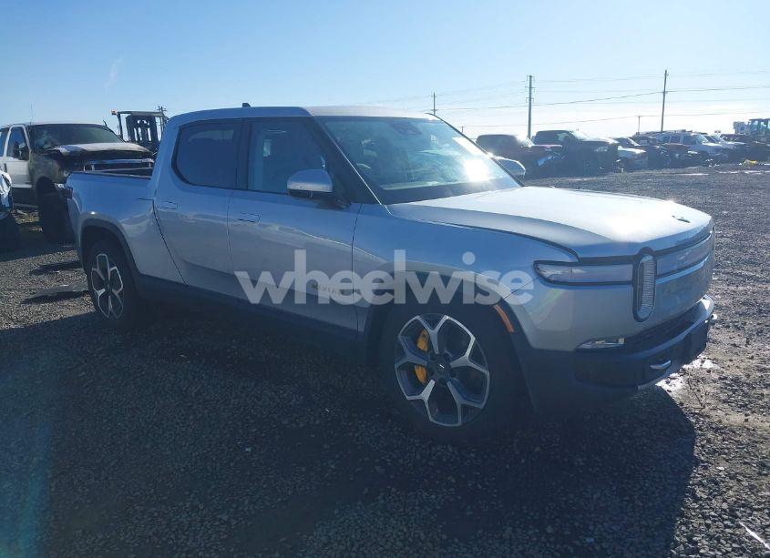 2023 Rivian R1t ADVENTURE QUAD MOTOR LARGE PACK (VIN 7FCTGAAA0PN021864) main photo