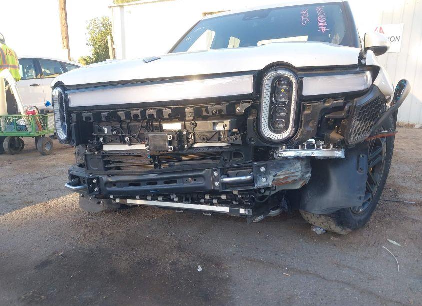 Photo 20 of 2023 Rivian R1t ADVENTURE QUAD MOTOR LARGE PACK (VIN 7FCTGAAA6PN023232)