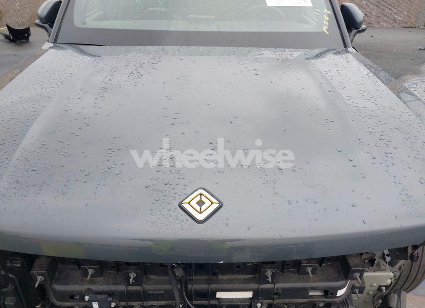 Photo 10 of 2022 Rivian R1t ADVENTURE (VIN 7FCTGAAA7NN016044)