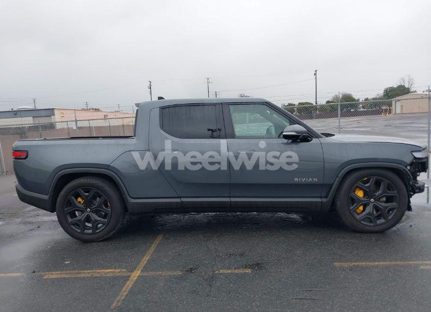 Photo 13 of 2022 Rivian R1t ADVENTURE (VIN 7FCTGAAA7NN016044)