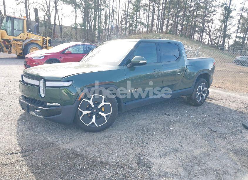 Photo 2 of 2022 Rivian R1t ADVENTURE (VIN 7FCTGAAA8NN015369)