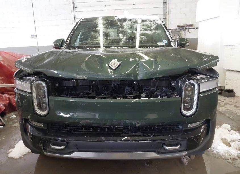 Photo 13 of 2023 Rivian R1t ADVENTURE QUAD MOTOR LARGE PACK (VIN 7FCTGAAAXPN017935)