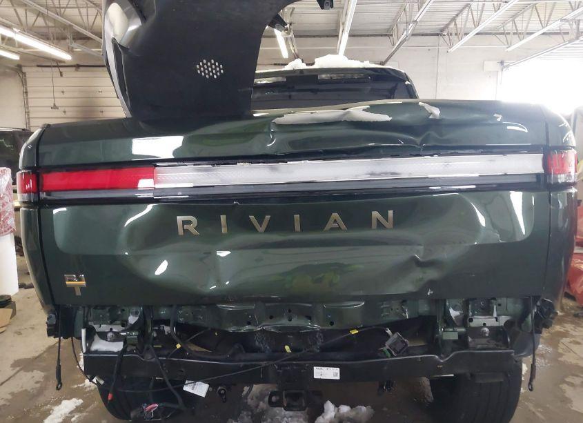 Photo 17 of 2023 Rivian R1t ADVENTURE QUAD MOTOR LARGE PACK (VIN 7FCTGAAAXPN017935)
